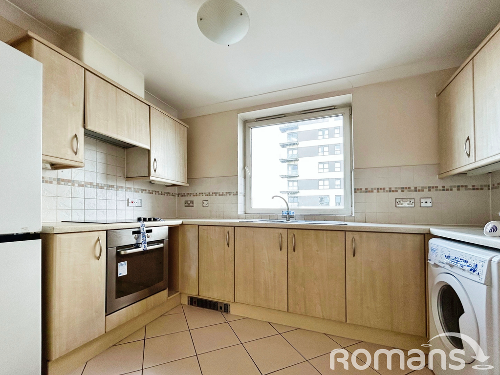 Property photo 3 of 8 Picture 3