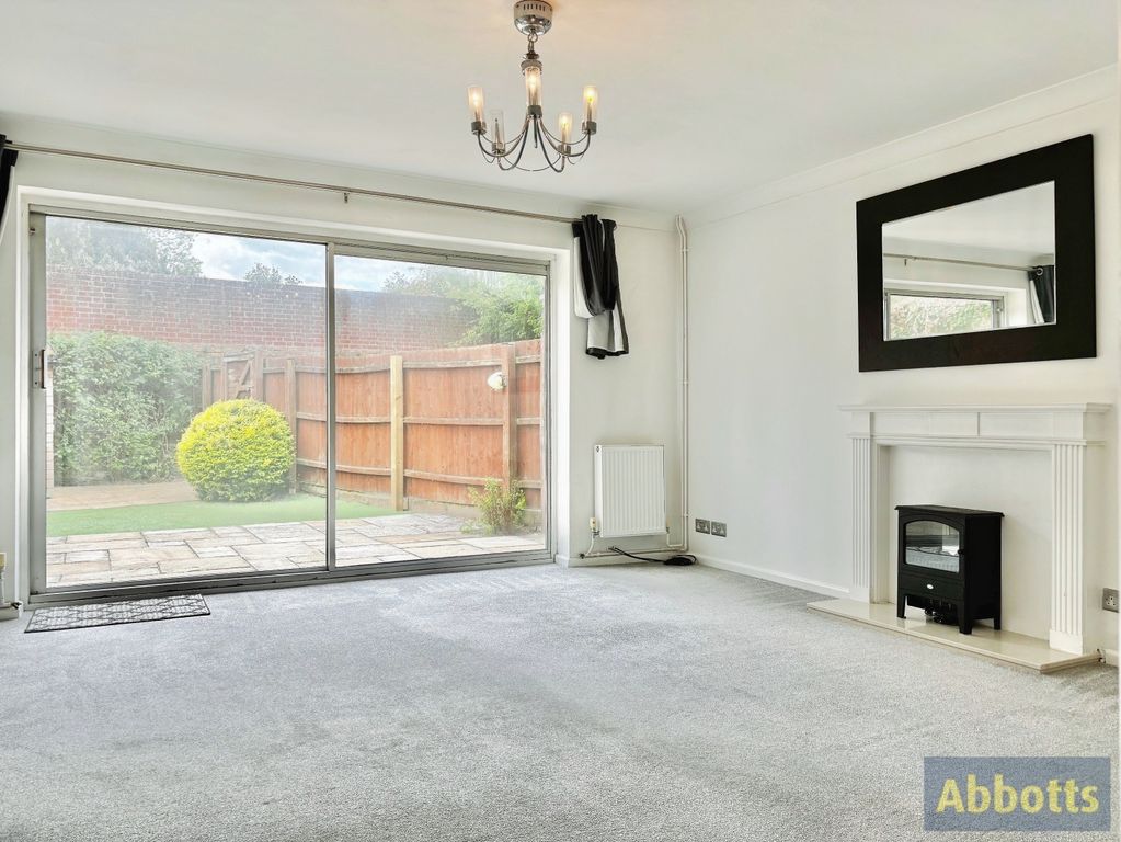Property photo 3 of 12