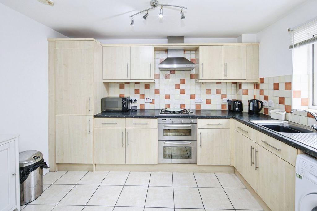Additional image 6 of 2 bed flat for saleCharles Eaton Court, Bedworth CV12