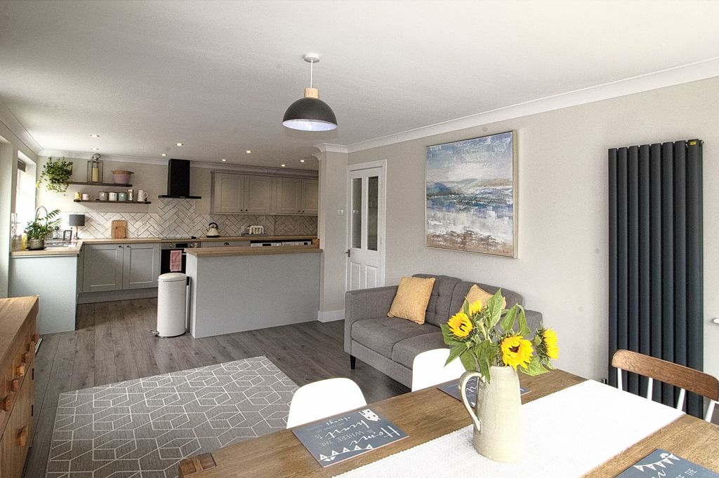 Property photo 3 of 30 Open Plan View