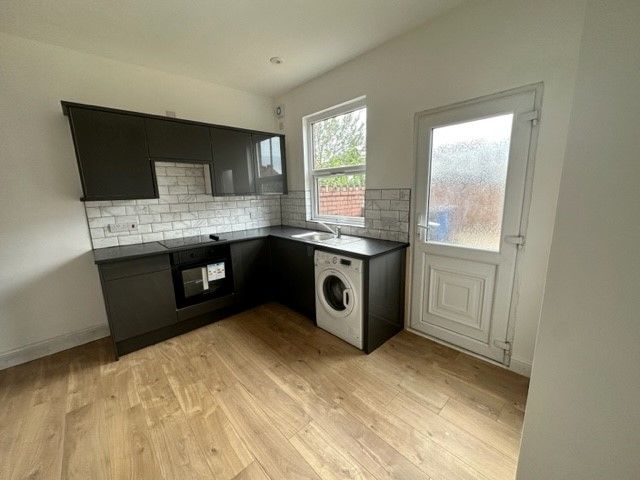 Property photo 3 of 8 Photo