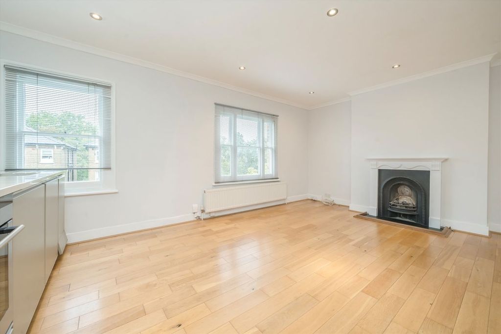 Property photo 2 of 5