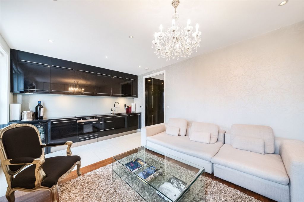 Property photo 3 of 12 Reception Room