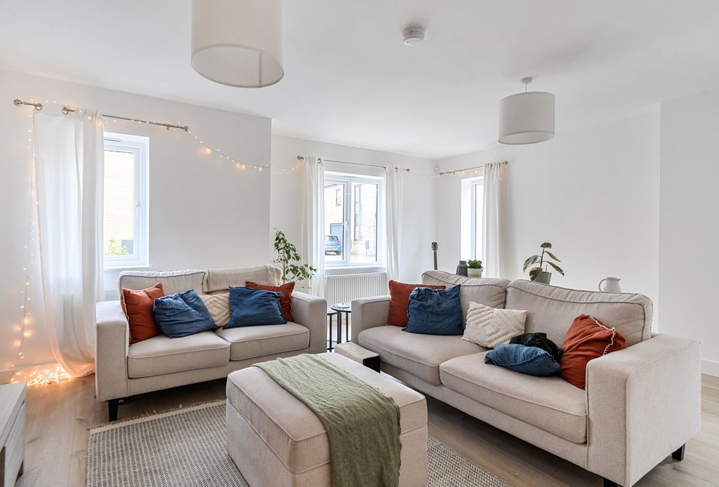 Property photo 3 of 16 1470990-14-6A26c1...