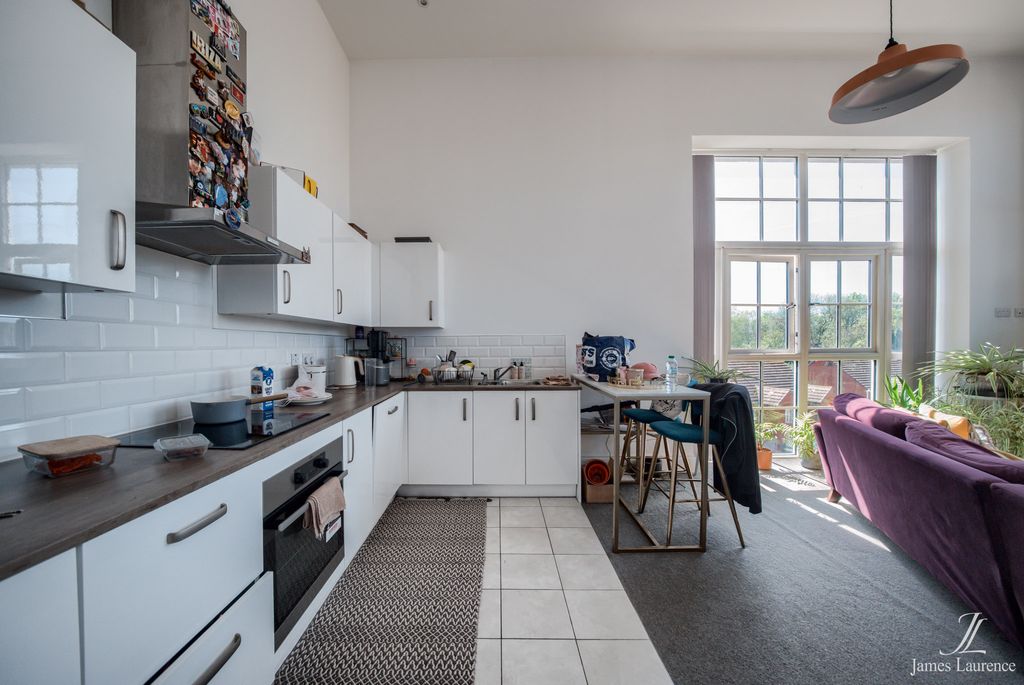 Property photo 3 of 8 Xt5A7313-Hdr(3)