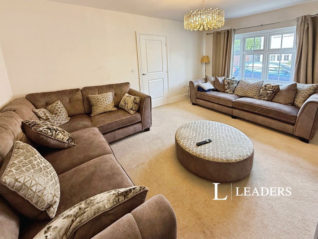 Property photo 3 of 21 Pbox-Img.Jpg