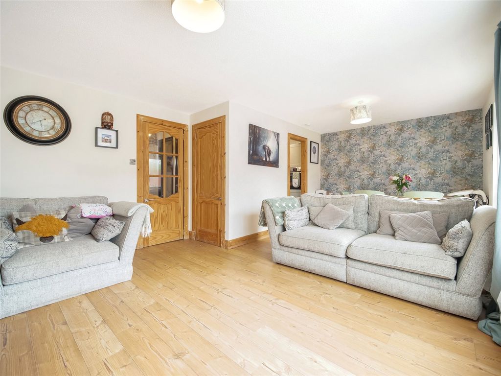 Property photo 3 of 21 Picture No. 10
