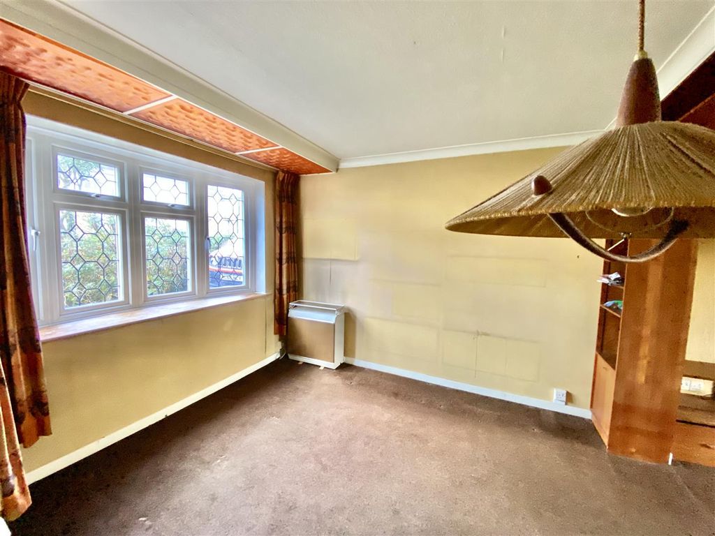 Property photo 3 of 18 Dining Room.Jpeg