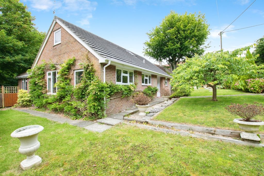 Property photo 2 of 18