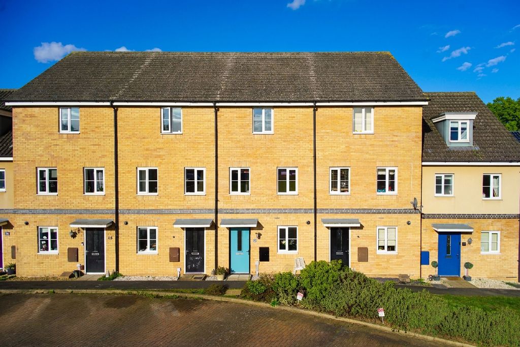 Property photo 1 of 24