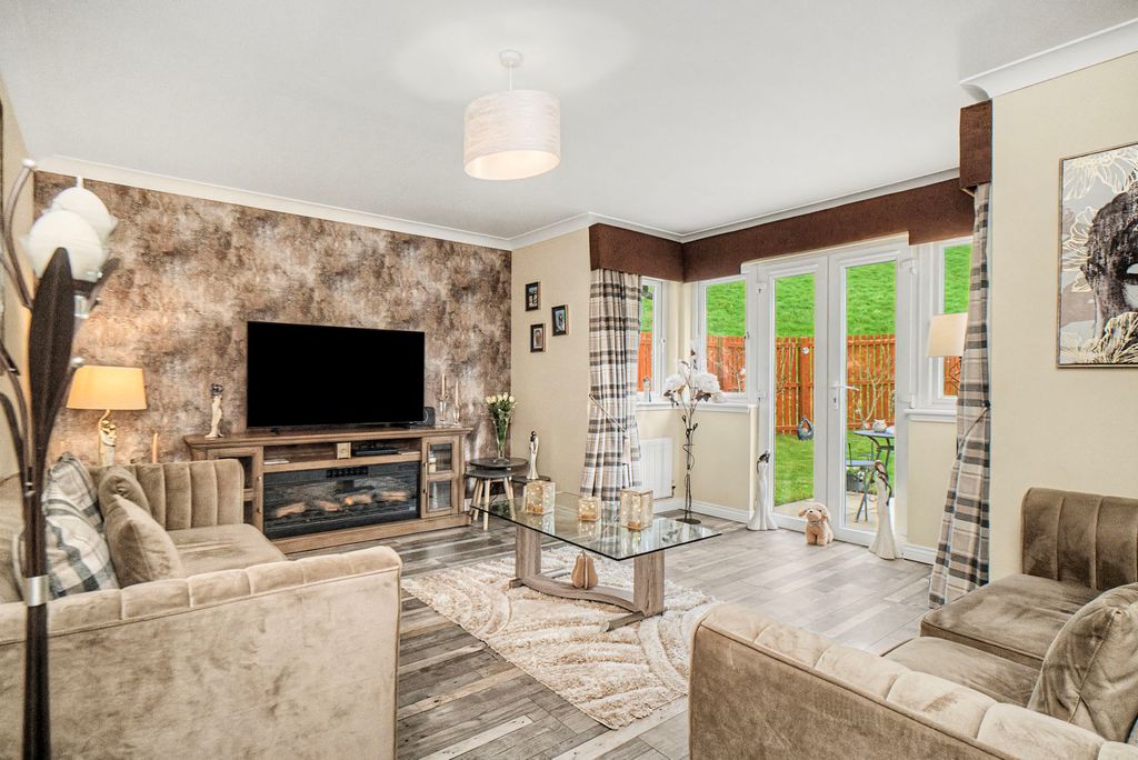 Property photo 2 of 20 Property Image 2