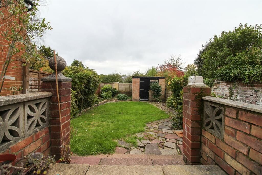 Property photo 3 of 4