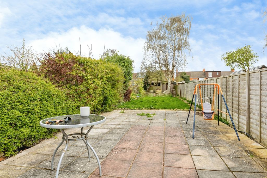 Property photo 3 of 17 Garden