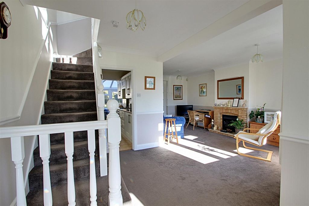 Property photo 3 of 45 Entrance.Jpg