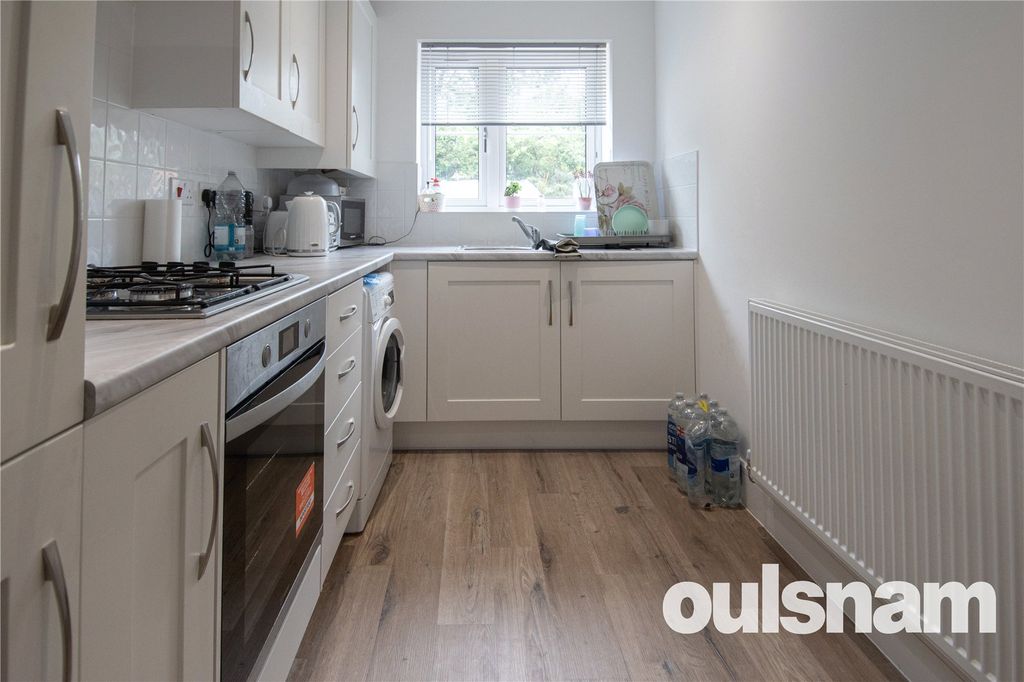 Property photo 3 of 18 Picture No. 06