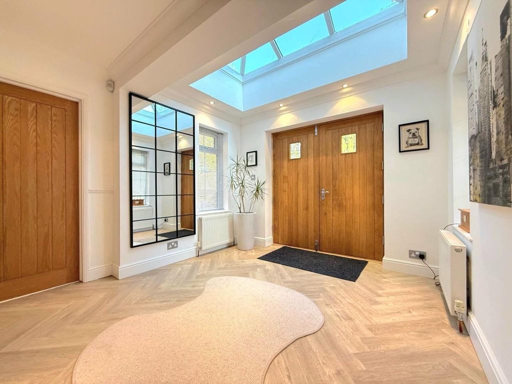 Property photo 2 of 23 21.Jpg