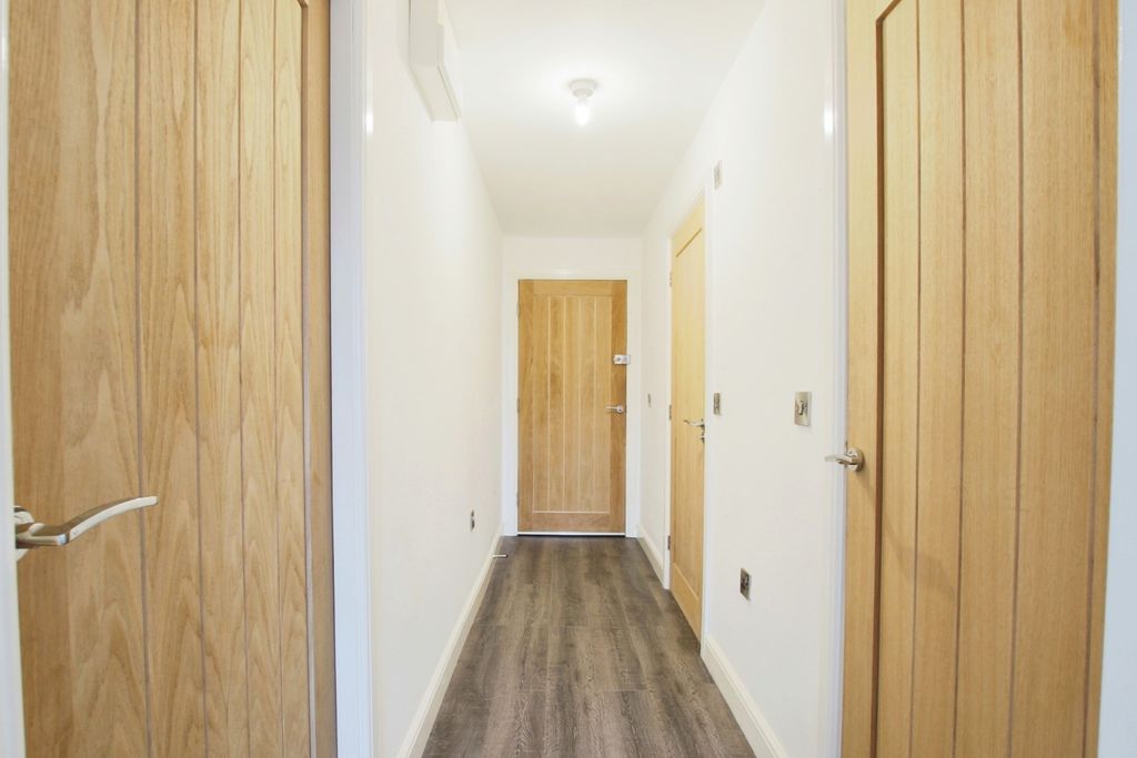 Property photo 3 of 15 2860774