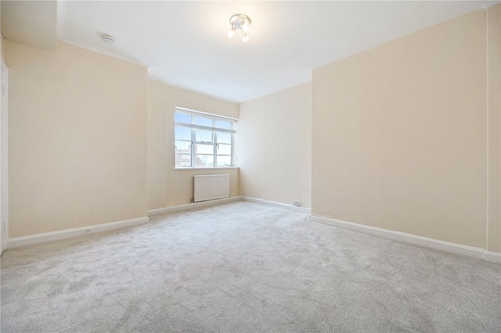 Property photo 1 of 7 Picture No. 11