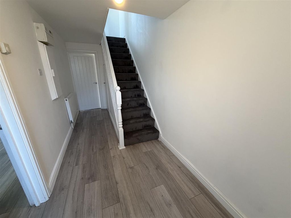 Property photo 2 of 15 Img_1068.Jpg