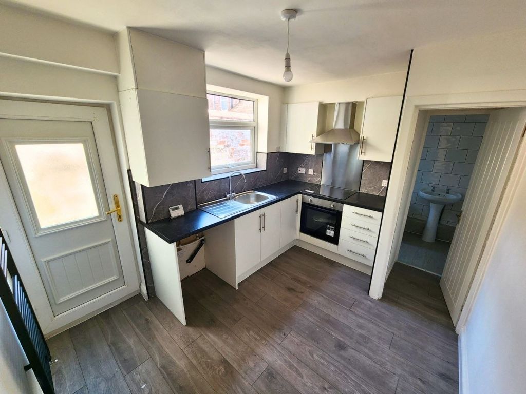 Property photo 1 of 13 Birkenhead, CH42 2Bl