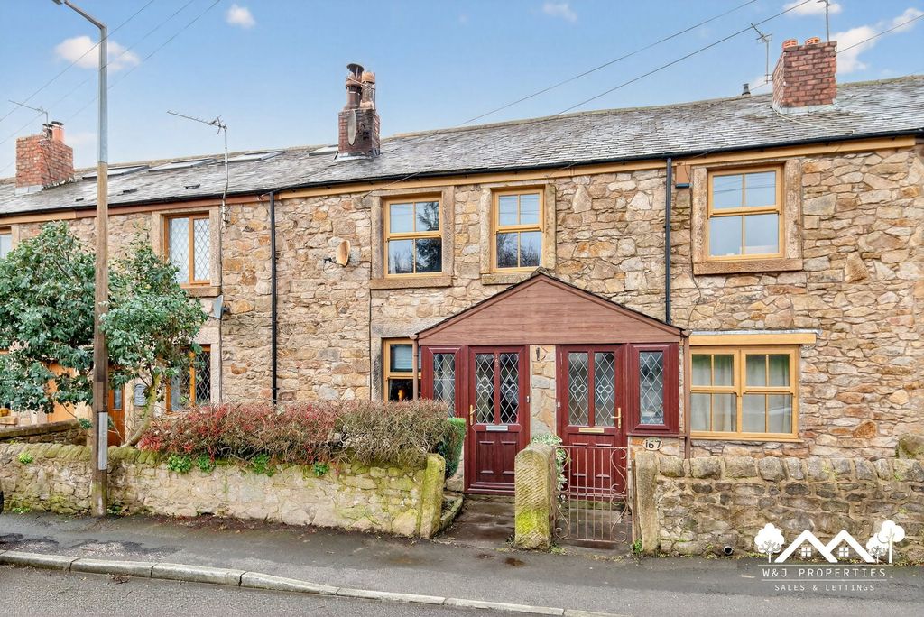 Property photo 1 of 44