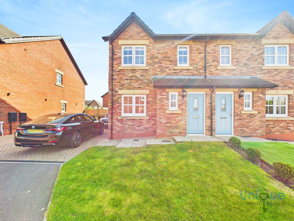 Property photo 1 of 32