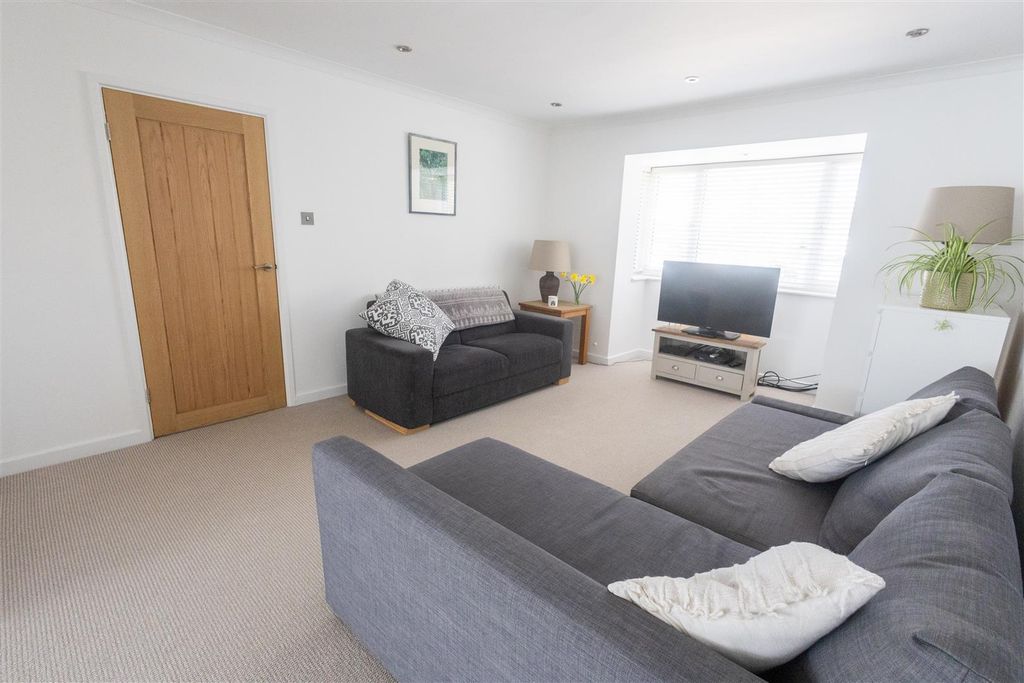 Property photo 3 of 23 2K4A6163.Jpg