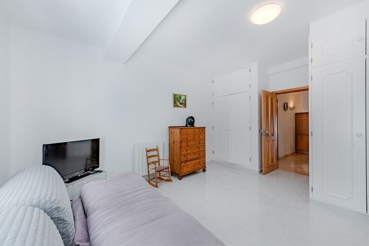 Property photo 2 of 7 Img 28