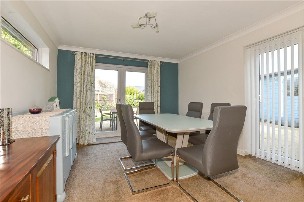 Property photo 3 of 14 Dining Area