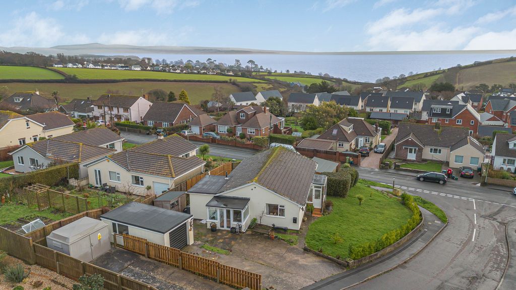 Property photo 1 of 20