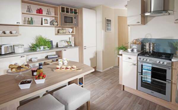 Property photo 1 of 6 4.Regal Tempo Kitchen