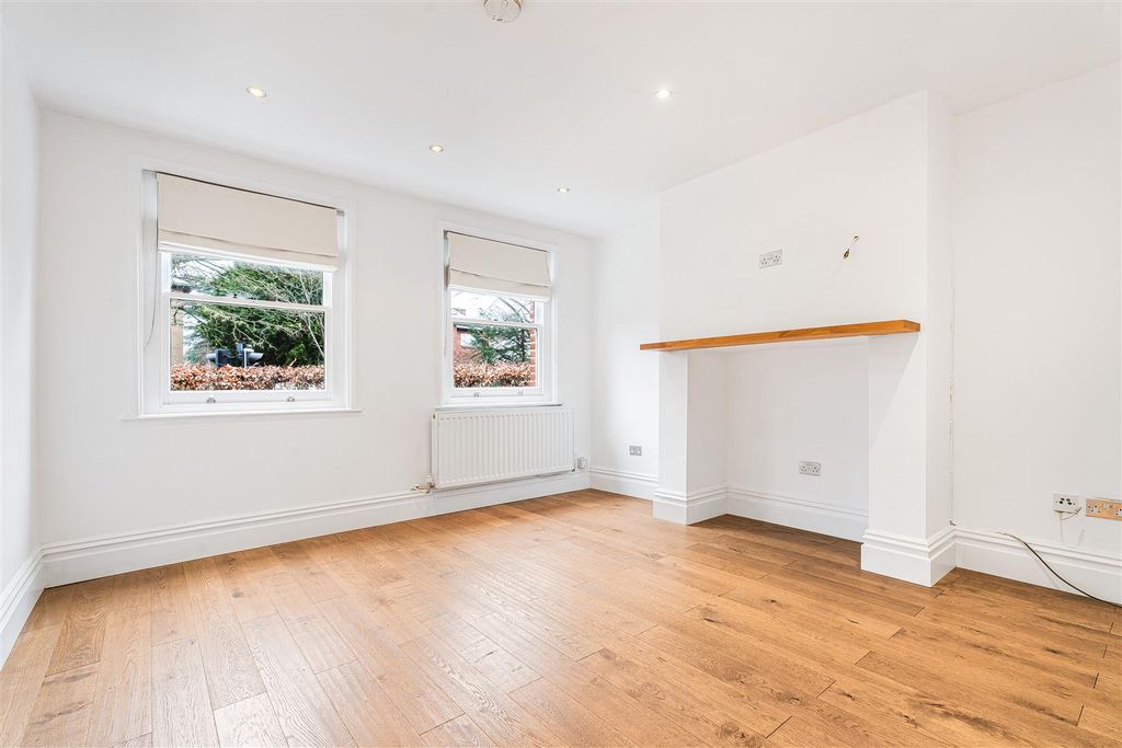 Property photo 2 of 21 2_68450.Jpg