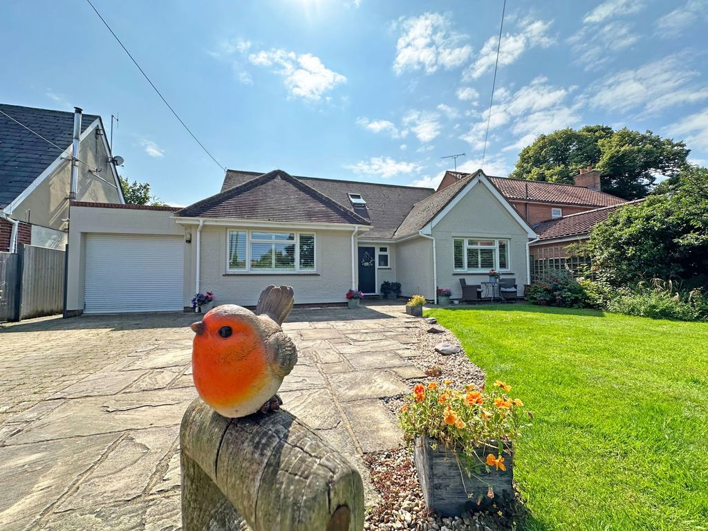 Property photo 1 of 33