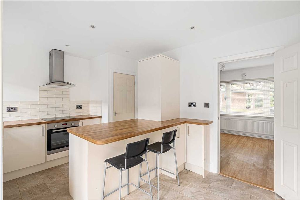 Property photo 2 of 11 Kitchen/Diner