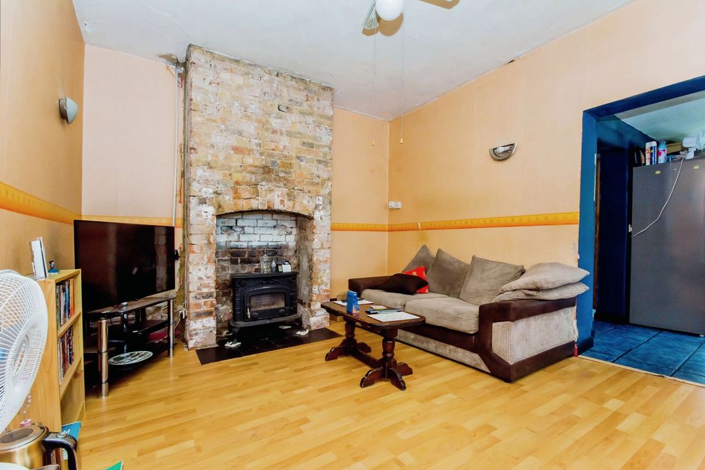 Property photo 3 of 16 Photography