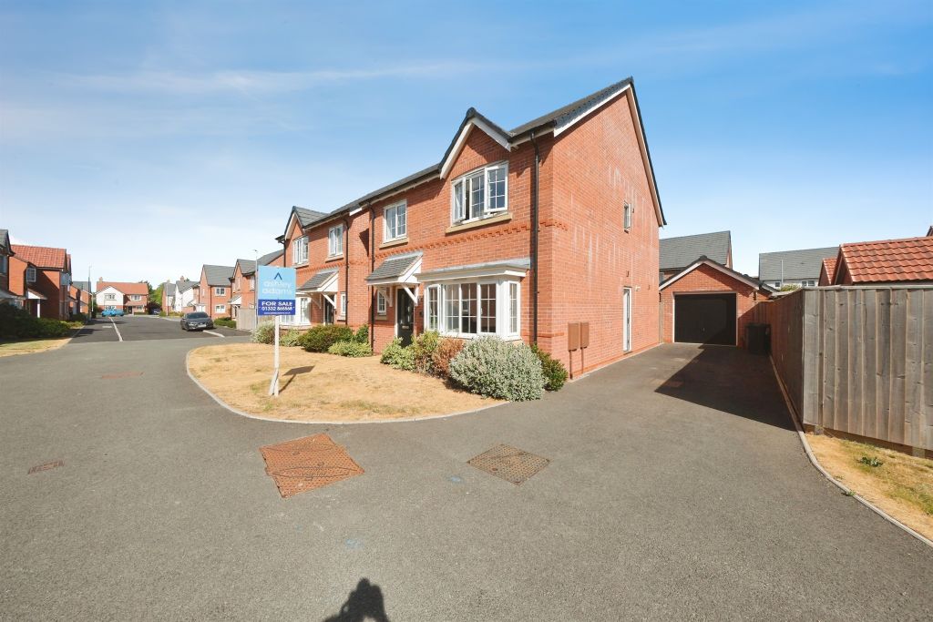Property photo 1 of 24