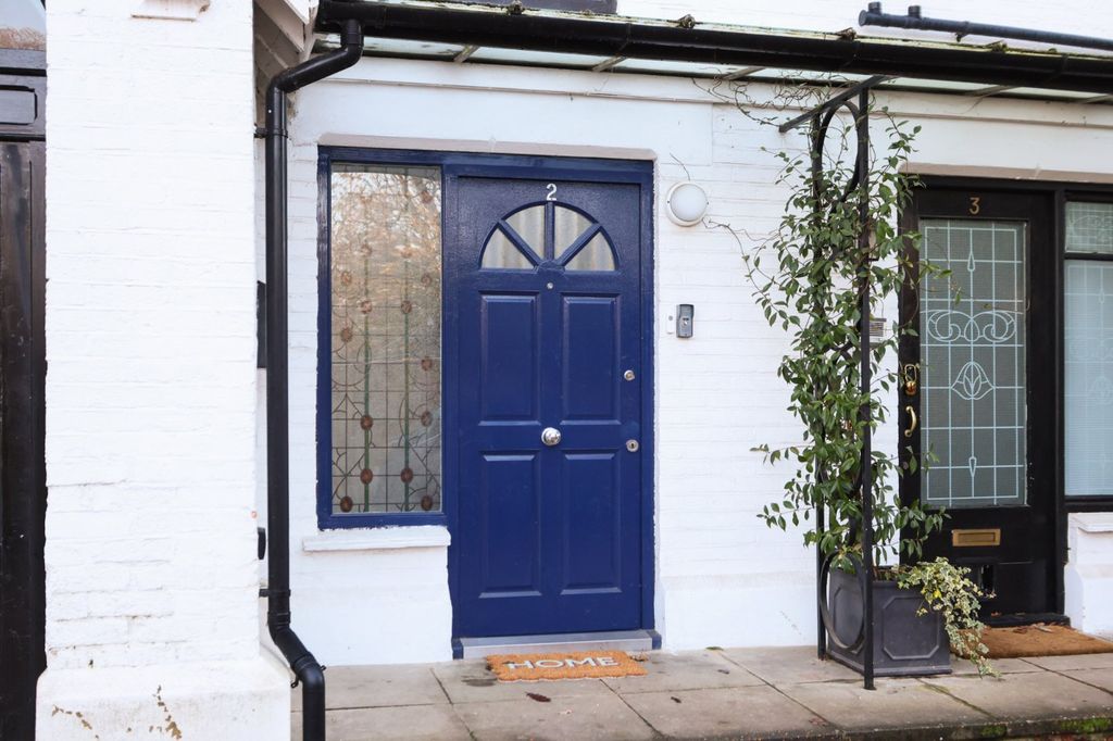 Property photo 1 of 11 Picture No. 02