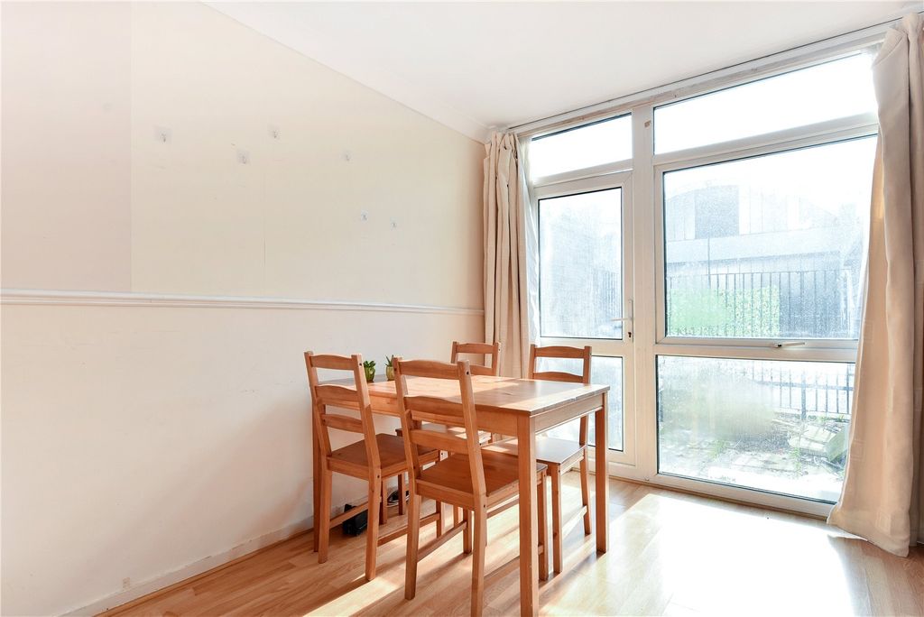 Property photo 2 of 14 Picture No. 08