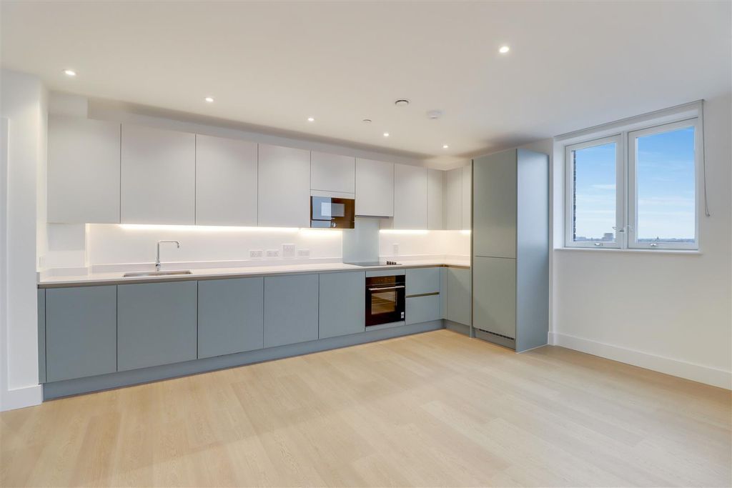 Property photo 1 of 17 81-Kit.Jpg