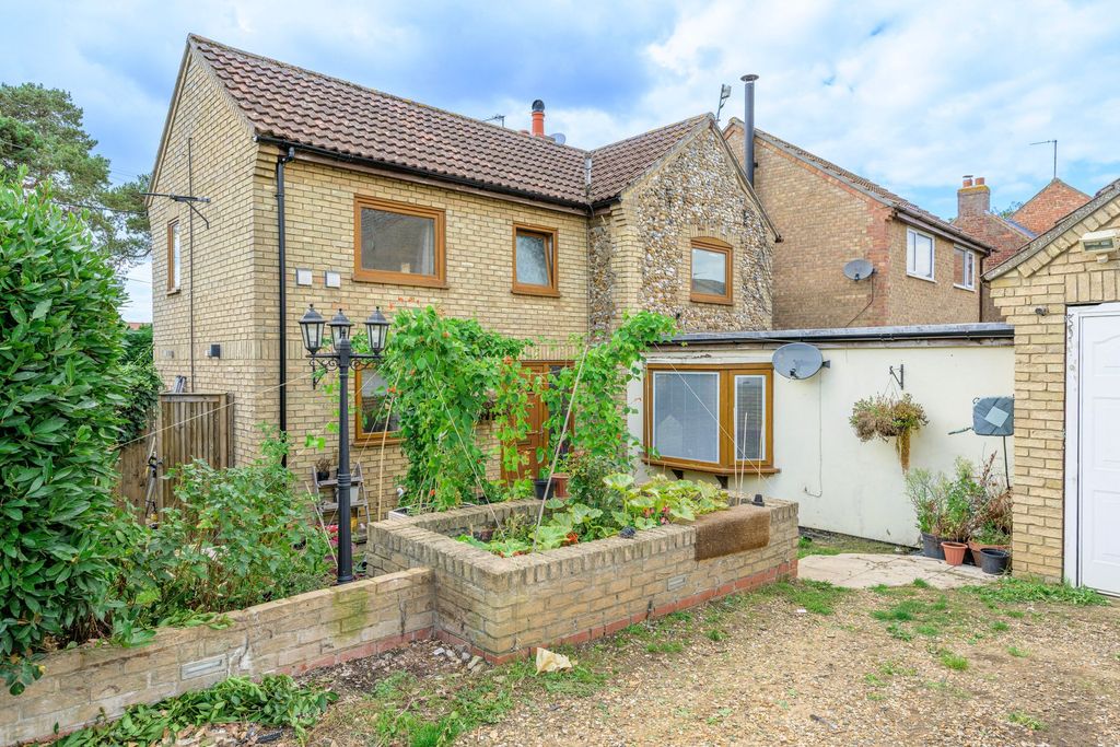 Property photo 1 of 22