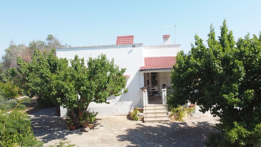 Property photo 1 of 30