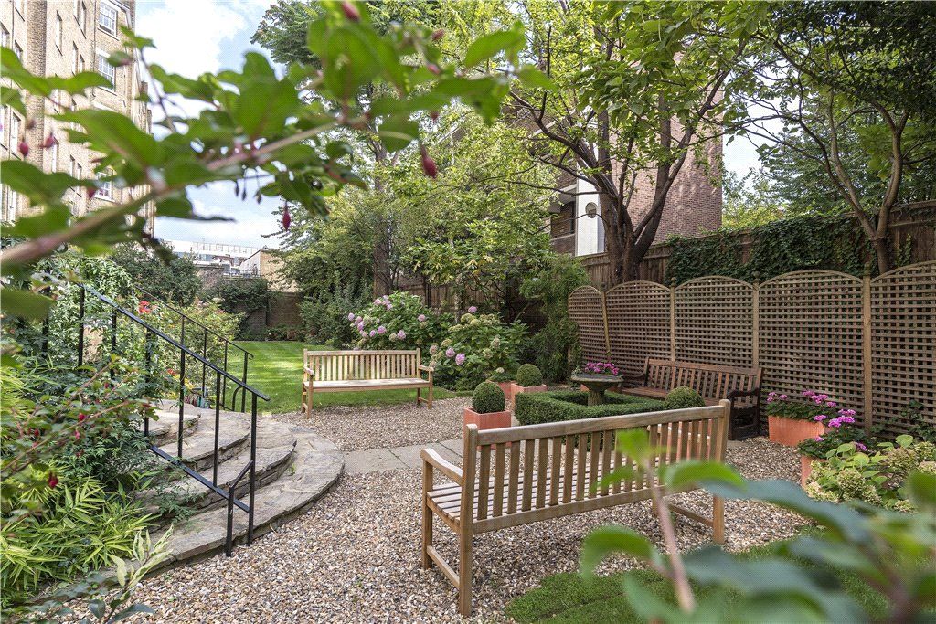 Property photo 2 of 17 Picture No. 11