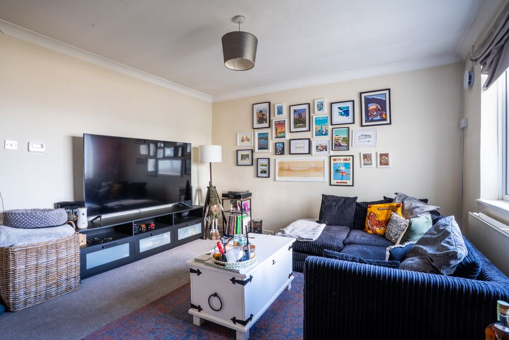 Property photo 3 of 10 4700562