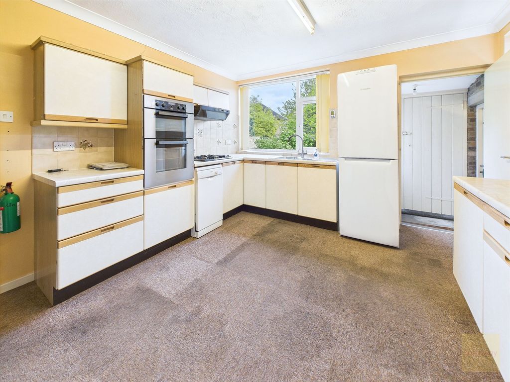 Property photo 3 of 21 Kitchen - Currently
