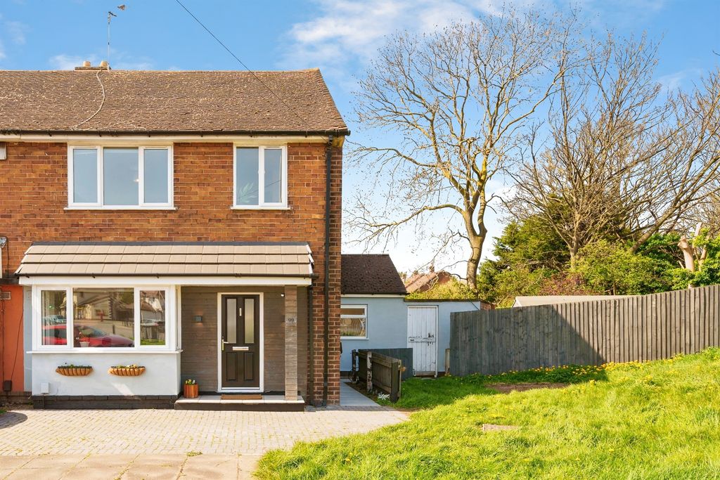 Property photo 1 of 11