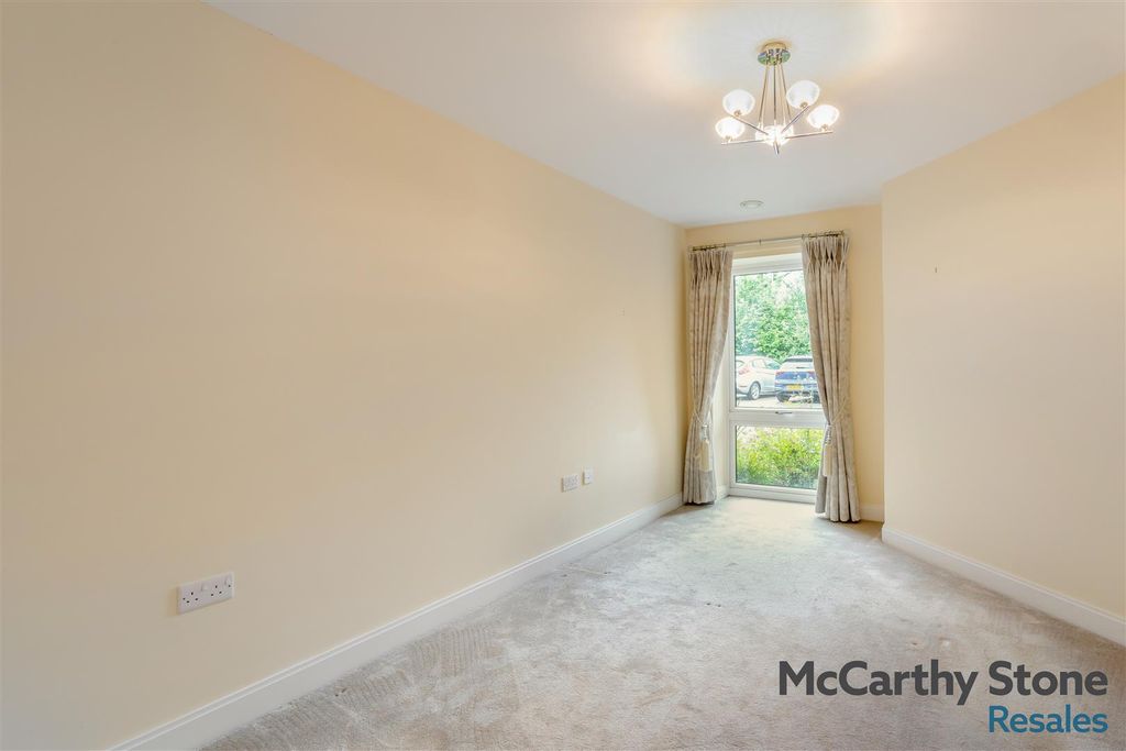 Additional image 15 of 2 bed flat for saleBarleythorpe Road, Rutland LE15