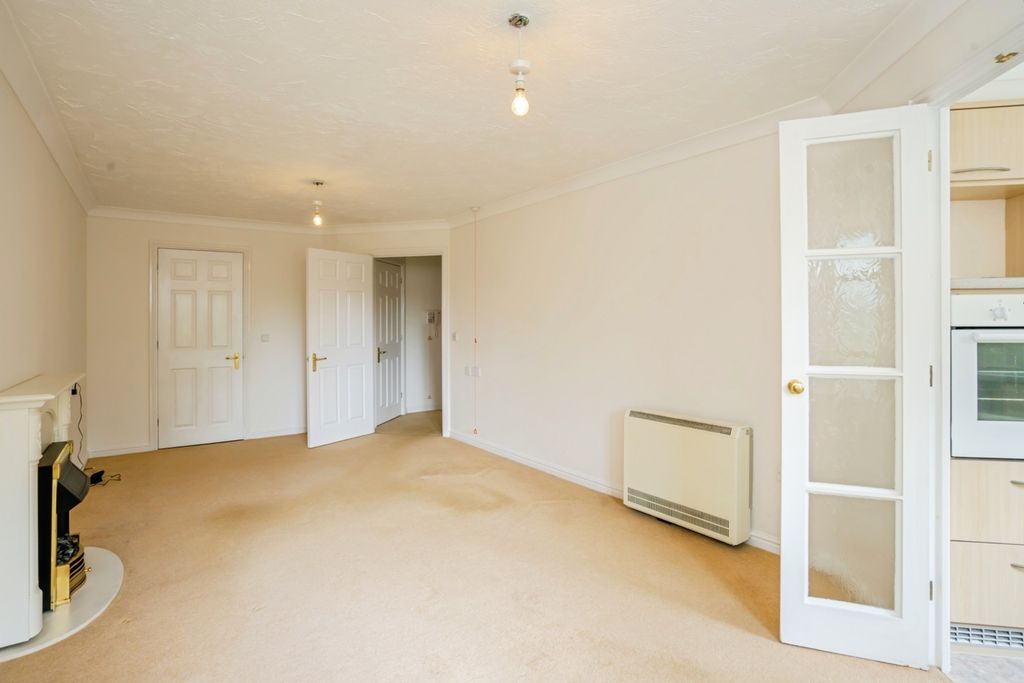 Property photo 2 of 15 Photo
