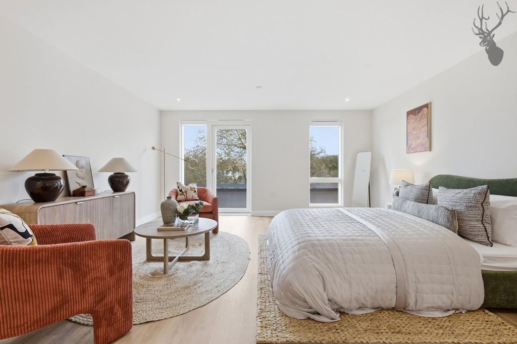Additional image 11 of 2 bed flat for saleNovella, Chigwell IG7