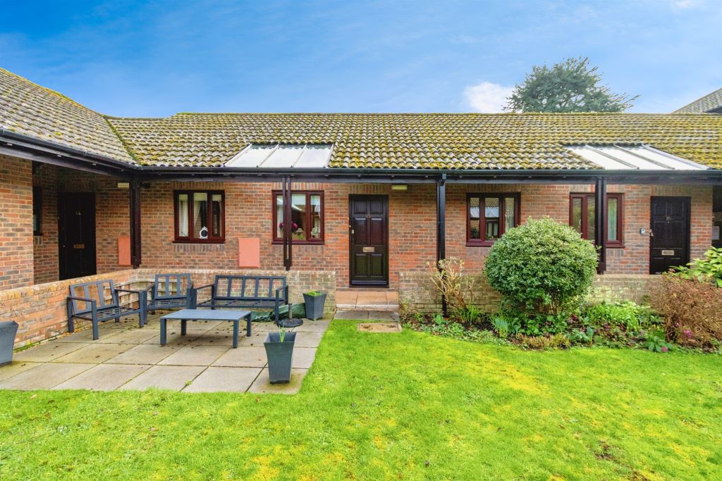 Property photo 1 of 16