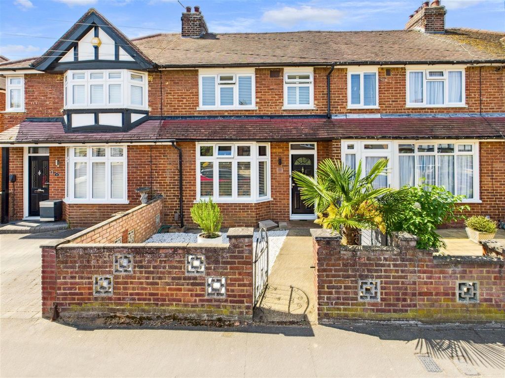 Property photo 1 of 22